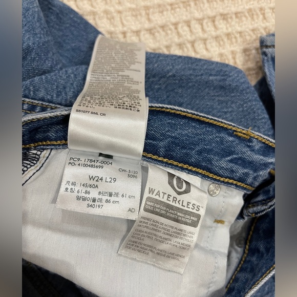 Levi’s premium HIGH LOOSE TAPER FIT WOMEN'S JEANS size 24 - Picture 11 of 11